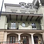 Grand - Sobieski דירה *